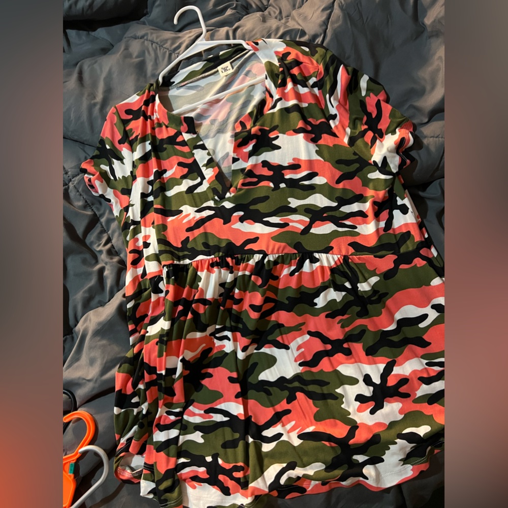 Sew in love 2x Camo top